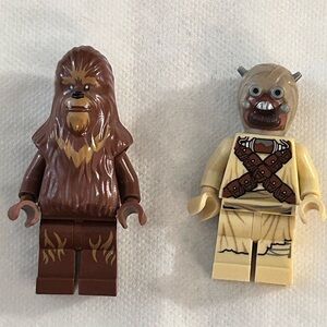 LEGO Wookie and Tusken Raider Mini Fig Star Wars